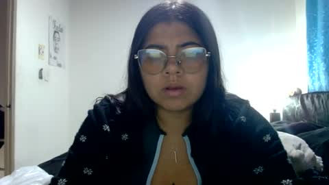 Snapshot of kimmy_kimmy_ chatting on 07/13/26, 01:30 Kimmy online show from 07/13/26, 01:30