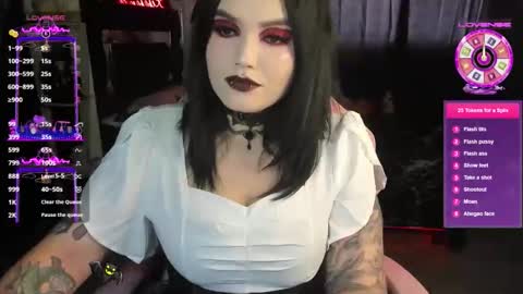 Snapshot of kimmy_vampire666 chatting on 04/13/26, 06:02 Kim online show from 04/13/26, 06:02