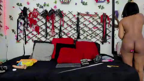 kimmy_woold online show from 06/20/26, 01:25