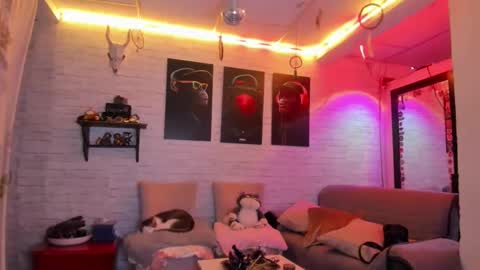 Snapshot of kimmymadison chatting on 01/13/25, 09:09 Melany online show from 01/13/25, 09:09