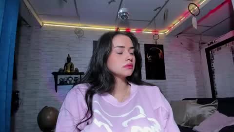 Snapshot of kimmymadison chatting on 02/26/25, 11:59 Melany online show from 02/26/25, 11:59