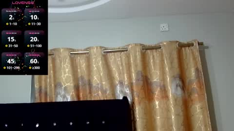 Snapshot of kimsmile_001 chatting on 01/04/25, 08:16 Kim online show from 01/04/25, 08:16