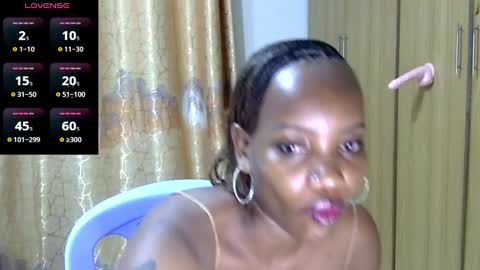 Snapshot of kimsmile_001 chatting on 03/08/25, 08:57 Kim online show from 03/08/25, 08:57