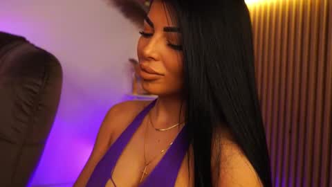 Snapshot of kimybroox chatting on 03/06/26, 11:23 Andreea online show from 03/06/26, 11:23