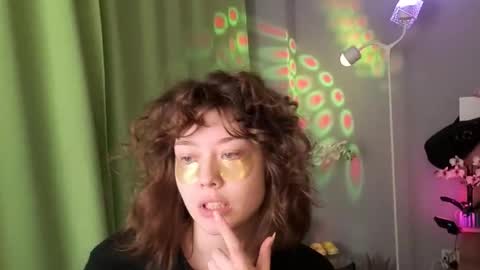 kina_ka online show from 10/06/25, 06:11