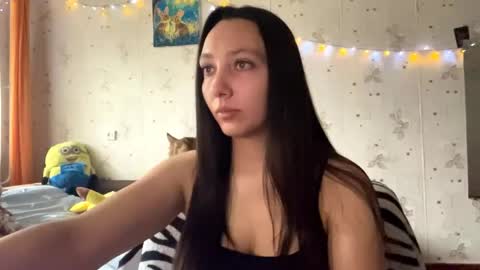 Snapshot of kinacolton chatting on 06/06/26, 01:32 Jenny online show from 06/06/26, 01:32