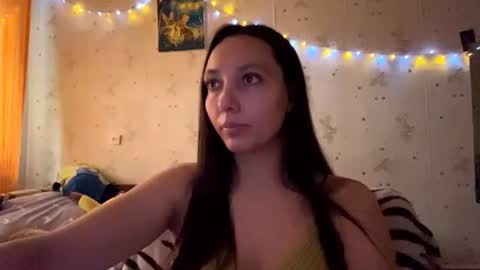 Snapshot of kinacolton chatting on 06/11/26, 02:53 Jenny online show from 06/11/26, 02:53