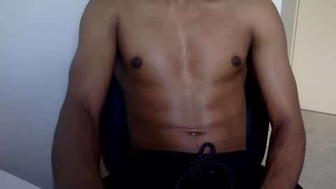 Isaac online show from 01/05/25, 02:06