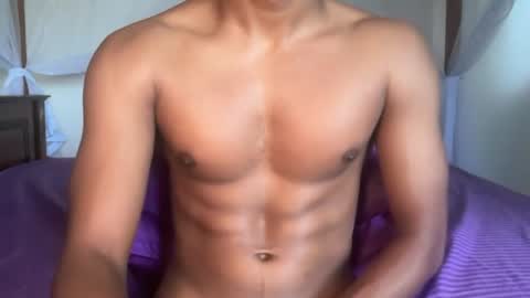 Snapshot of kinda_horny_right_now chatting on 07/02/26, 05:02 Isaac online show from 07/02/26, 05:02
