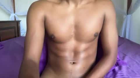 Snapshot of kinda_horny_right_now chatting on 07/03/26, 04:52 Isaac online show from 07/03/26, 04:52