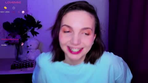 Hazel online show from 03/21/26, 10:46