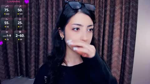 Snapshot of kindraevert chatting on 11/21/25, 04:44 Megan online show from 11/21/25, 04:44