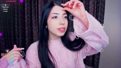 Snapshot of kindraevert chatting on 11/22/25, 04:33 Megan online show from 11/22/25, 04:33