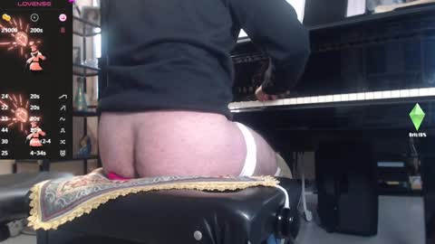 Snapshot of king7045 chatting on 01/03/25, 09:15 king7045 online show from 01/03/25, 09:15