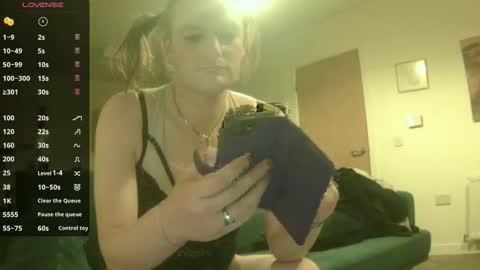 Snapshot of king_asa chatting on 04/08/26, 08:31 Aidan online show from 04/08/26, 08:31