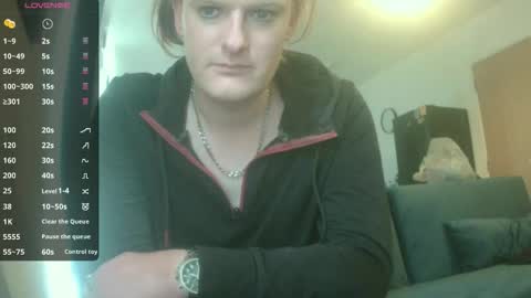 Snapshot of king_asa chatting on 05/01/26, 02:32 Aidan online show from 05/01/26, 02:32