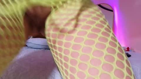 Bella online show from 02/11/26, 03:00