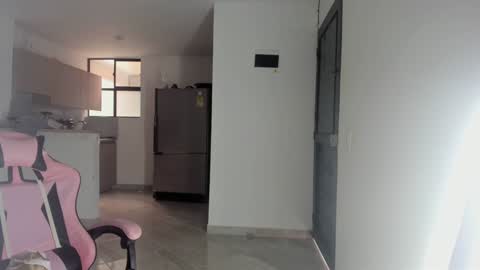 Snapshot of king_brihana chatting on 12/13/24, 07:53 johan and Brihana online show from 12/13/24, 07:53