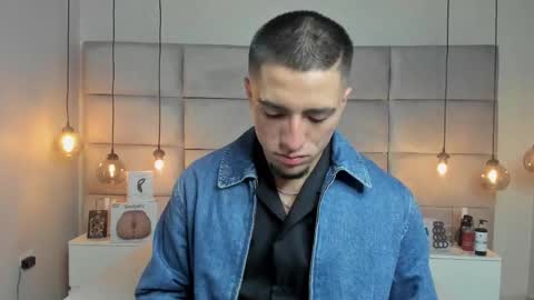 King Dante  online show from 02/12/25, 09:54