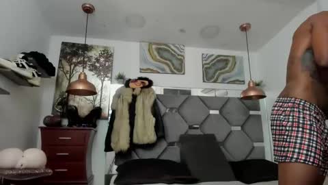 Snapshot of king_fitt_ chatting on 04/14/26, 12:00 HOT MEN BLACK online show from 04/14/26, 12:00
