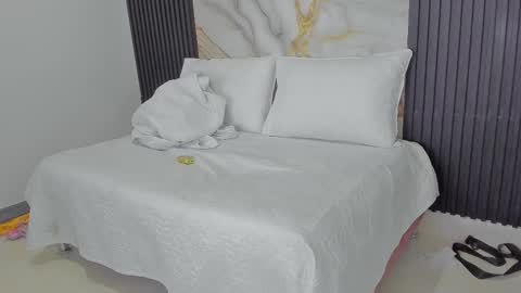    KING     online show from 10/08/25, 10:35