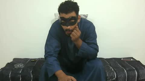 Snapshot of king_of_arabians chatting on 07/19/26, 04:38 king_of_arabians online show from 07/19/26, 04:38