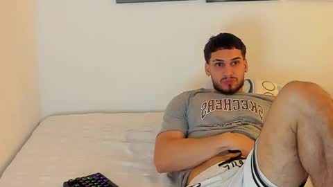 Snapshot of king_of_kings__ chatting on 12/16/25, 11:21 king_of_kings__ online show from 12/16/25, 11:21