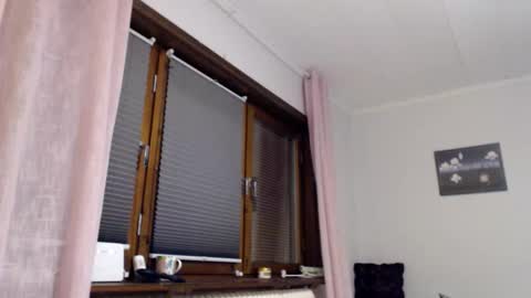 sexysexyhotwetpinkredpussy online show from 09/25/25, 06:11