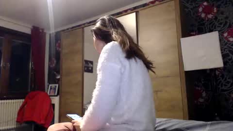 Snapshot of kingandprincess chatting on 04/15/26, 09:04 sexysexyhotwetpinkredpussy online show from 04/15/26, 09:04