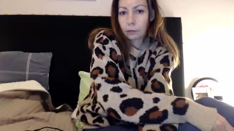 Snapshot of kingandprincess chatting on 04/24/26, 09:50 sexysexyhotwetpinkredpussy online show from 04/24/26, 09:50