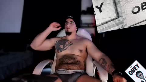 Snapshot of kingbear777 chatting on 02/09/25, 10:11 King Bear online show from 02/09/25, 10:11