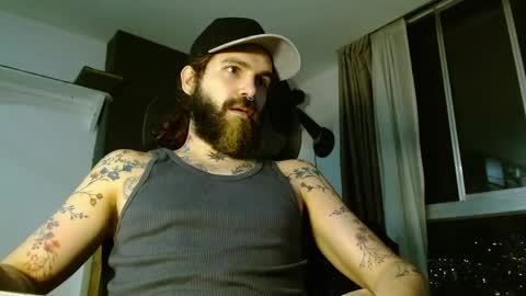 Snapshot of kingcat420 chatting on 05/05/26, 02:08 Jake online show from 05/05/26, 02:08