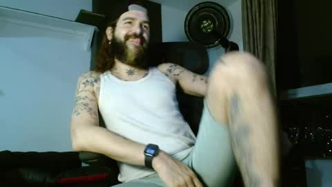 Snapshot of kingcat420 chatting on 05/08/26, 02:50 Jake online show from 05/08/26, 02:50