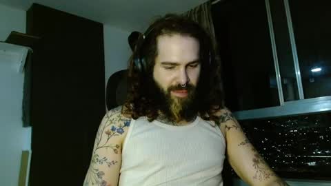 Snapshot of kingcat420 chatting on 06/01/26, 01:07 Jake online show from 06/01/26, 01:07