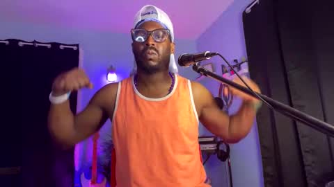 Snapshot of kingcorbra chatting on 03/07/25, 05:18 KC online show from 03/07/25, 05:18