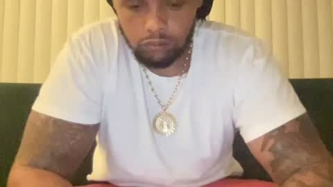 Snapshot of kingdabiggest chatting on 11/01/25, 06:15 KingDaBiggest online show from 11/01/25, 06:15