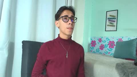 Snapshot of kingdanny_8 chatting on 10/19/25, 02:12 kingdanny_8 online show from 10/19/25, 02:12