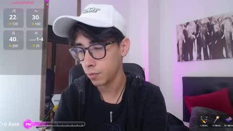 Snapshot of kingdanny_8 chatting on 11/27/25, 02:46 kingdanny_8 online show from 11/27/25, 02:46