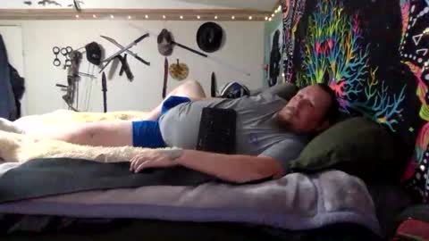 Snapshot of kingdawgg77 chatting on 01/04/25, 09:00 Jerry online show from 01/04/25, 09:00