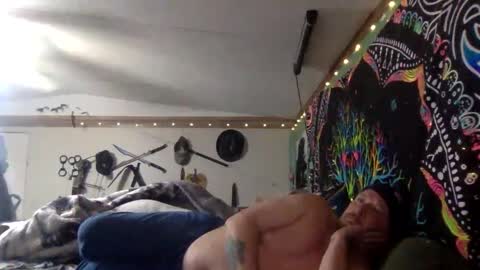 Snapshot of kingdawgg77 chatting on 01/29/25, 04:26 Jerry online show from 01/29/25, 04:26