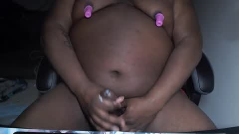 Snapshot of kinggrizzom chatting on 03/08/26, 01:25 Tyrell online show from 03/08/26, 01:25