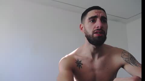 Snapshot of kingkarlos_ chatting on 12/20/24, 12:16 KingKarlos online show from 12/20/24, 12:16