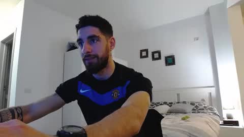 Snapshot of kingkarlos_ chatting on 03/04/25, 06:50 KingKarlos online show from 03/04/25, 06:50