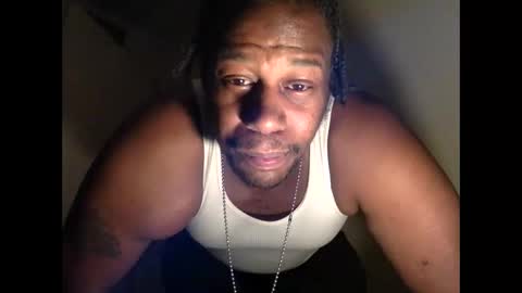 Snapshot of kinglibra420 chatting on 10/25/25, 06:32 loyal fuck online show from 10/25/25, 06:32