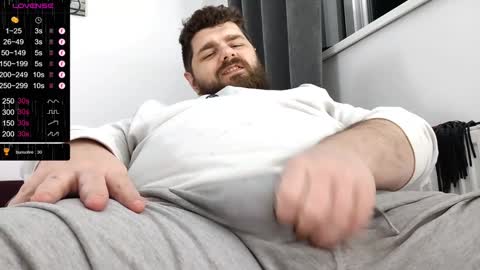 Snapshot of kingmarti chatting on 12/24/24, 03:27 Marti online show from 12/24/24, 03:27