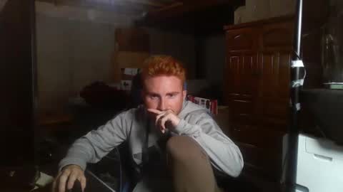 Snapshot of kingoffootfetish chatting on 09/17/25, 07:21 Master  King Tommy online show from 09/17/25, 07:21