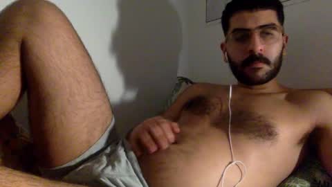 Snapshot of kingofpigs chatting on 01/27/25, 10:49 KingofPigs online show from 01/27/25, 10:49