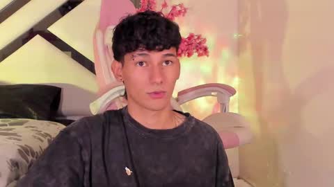  A L E X  online show from 02/05/25, 05:52