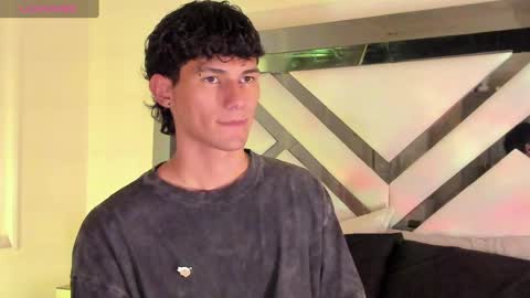  A L E X  online show from 02/19/25, 04:55