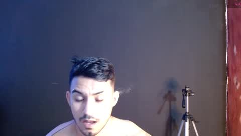 Snapshot of kingsakuna chatting on 02/23/25, 12:05 alberto online show from 02/23/25, 12:05